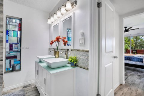 House in Orlando, Florida 5 bedrooms № 2012632 - photo 18