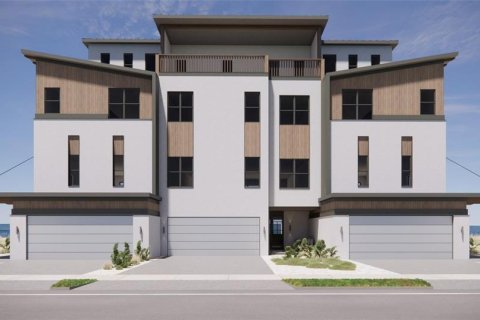 House in New Smyrna Beach, Florida 6 bedrooms, 560.2 sq.m. № 1614616 - photo 3