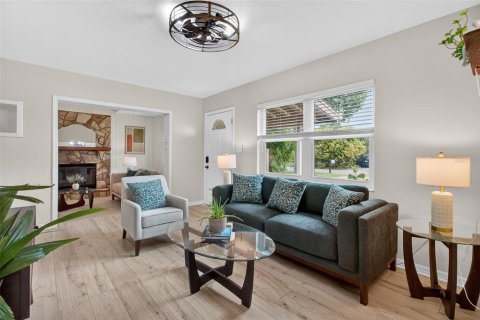 Villa ou maison à vendre à Gulfport, Floride: 2 chambres, 95.88 m2 № 2093506 - photo 10
