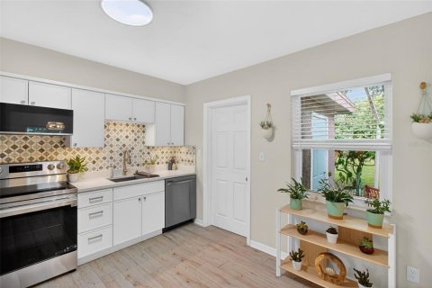 Villa ou maison à vendre à Gulfport, Floride: 2 chambres, 95.88 m2 № 2093506 - photo 18