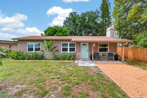 Villa ou maison à vendre à Gulfport, Floride: 2 chambres, 95.88 m2 № 2093506 - photo 3