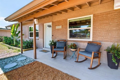 Villa ou maison à vendre à Gulfport, Floride: 2 chambres, 95.88 m2 № 2093506 - photo 7