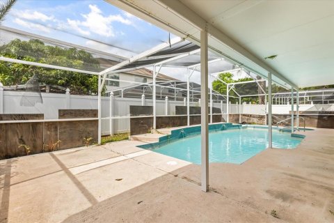 Casa en venta en Orlando, Florida, 6 dormitorios, 377 m2 № 1900033 - foto 26