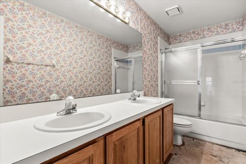 Casa en venta en Orlando, Florida, 6 dormitorios, 377 m2 № 1900033 - foto 21