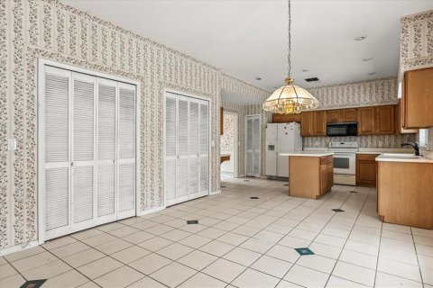 Casa en venta en Orlando, Florida, 6 dormitorios, 377 m2 № 1900033 - foto 14