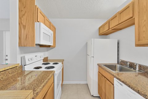 Купить кондоминиум в Себастьян, Флорида 6 комнат, 89.19м2, № 2083164 - фото 12