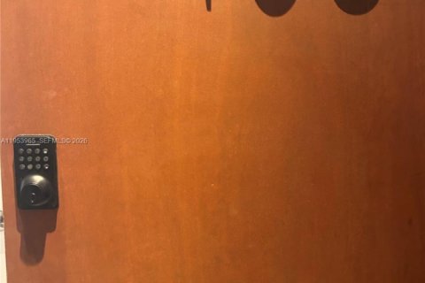 Купить кондоминиум в Бей-Харбор-Айлендс, Флорида 1 спальня, 78.04м2, № 2010042 - фото 15