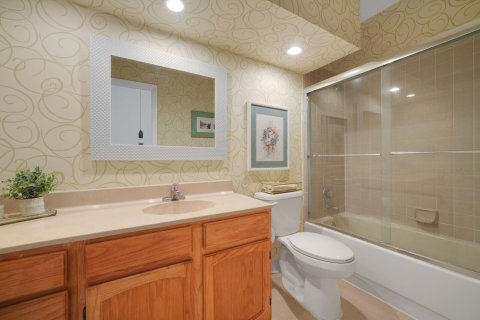Townhouse in Boca Raton, Florida 3 bedrooms, 148.92 sq.m. № 2374661 - photo 26