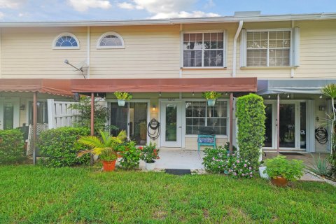 Townhouse in Boca Raton, Florida 3 bedrooms, 148.92 sq.m. № 2374661 - photo 28