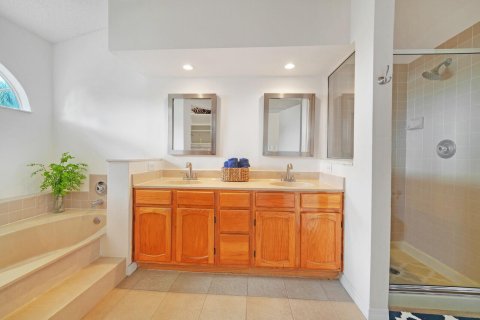 Townhouse in Boca Raton, Florida 3 bedrooms, 148.92 sq.m. № 2374661 - photo 19