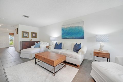 Townhouse in Boca Raton, Florida 3 bedrooms, 148.92 sq.m. № 2374661 - photo 6