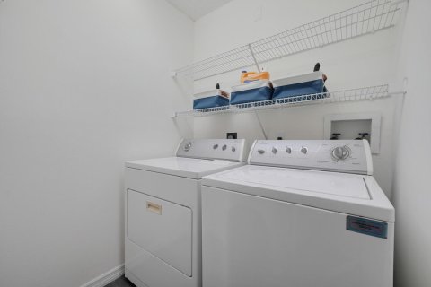 Townhouse in Boca Raton, Florida 3 bedrooms, 148.92 sq.m. № 2374661 - photo 27