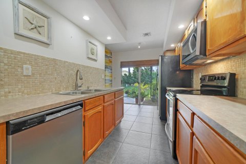 Townhouse in Boca Raton, Florida 3 bedrooms, 148.92 sq.m. № 2374661 - photo 10