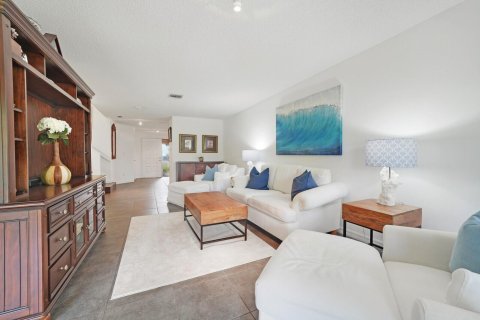 Townhouse in Boca Raton, Florida 3 bedrooms, 148.92 sq.m. № 2374661 - photo 5