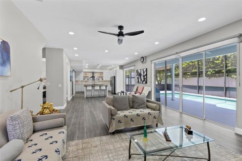 Villa ou maison à vendre à Orlando, Floride: 6 chambres, 367.71 m2 № 2219795 - photo 14
