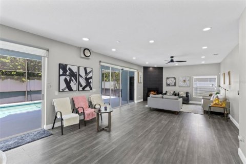 Villa ou maison à vendre à Orlando, Floride: 6 chambres, 367.71 m2 № 2219795 - photo 11