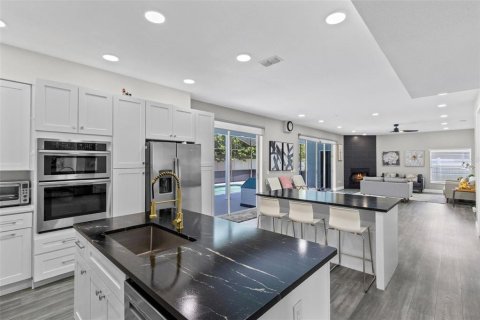Villa ou maison à vendre à Orlando, Floride: 6 chambres, 367.71 m2 № 2219795 - photo 18