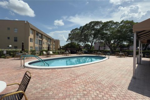 Copropriété à vendre à Sunrise, Floride: 1 chambre, 54.81 m2 № 1841037 - photo 20