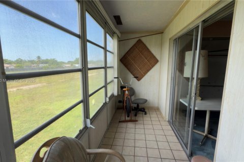 Copropriété à vendre à Sunrise, Floride: 1 chambre, 54.81 m2 № 1841037 - photo 11