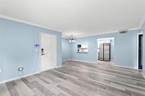 Condominio en alquiler en Palm Harbor, Florida, 2 dormitorios, 100.8 m2 № 1795317 - foto 2