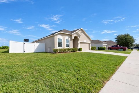Villa ou maison à vendre à Dundee, Floride: 3 chambres, 151.8 m2 № 2403261 - photo 12