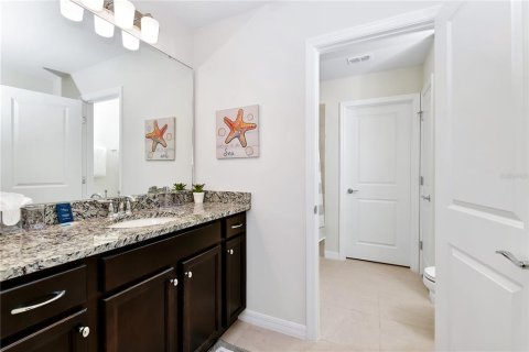 House in Davenport, Florida 8 bedrooms, 374.21 sq.m. № 1848584 - photo 16
