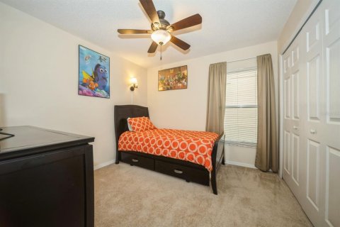 House in Davenport, Florida 4 bedrooms, 180.23 sq.m. № 1112356 - photo 26