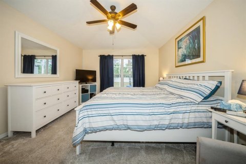 House in Davenport, Florida 4 bedrooms, 180.23 sq.m. № 1112356 - photo 19