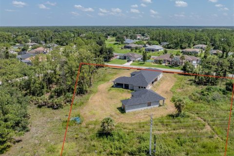 Casa en venta en North Port, Florida, 7 dormitorios, 374.95 m2 № 1877483 - foto 28