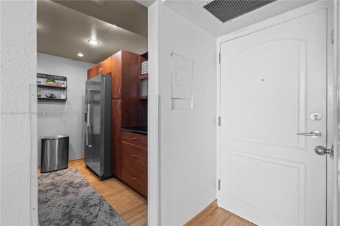 Condo in Aventura, Florida, 2 bedrooms  № 1955157 - photo 19