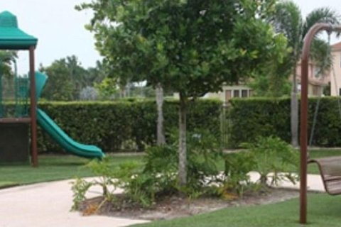 Touwnhouse à louer à Homestead, Floride: 3 chambres, 127.09 m2 № 1977433 - photo 15