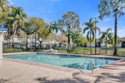 Villa ou maison à vendre à Margate, Floride: 2 chambres № 2052495 - photo 29