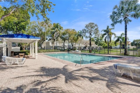 Villa ou maison à vendre à Margate, Floride: 2 chambres № 2052495 - photo 30