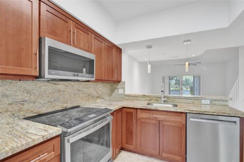 Villa ou maison à vendre à Margate, Floride: 2 chambres № 2052495 - photo 17