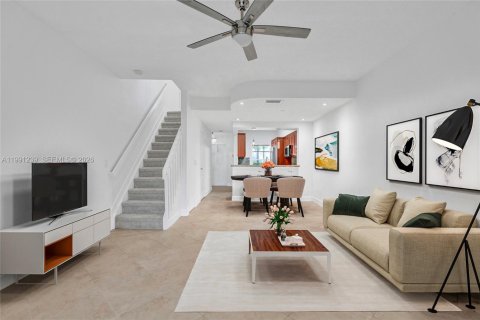 Villa ou maison à vendre à Margate, Floride: 2 chambres № 2052495 - photo 5