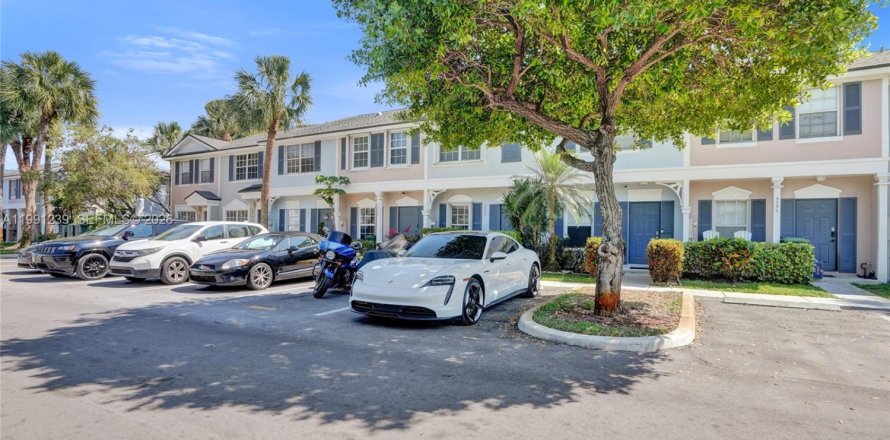 Villa ou maison à Margate, Floride 2 chambres № 2052495