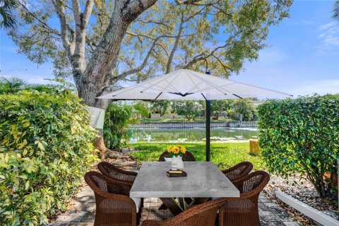 Villa ou maison à vendre à Margate, Floride: 2 chambres № 2052495 - photo 8