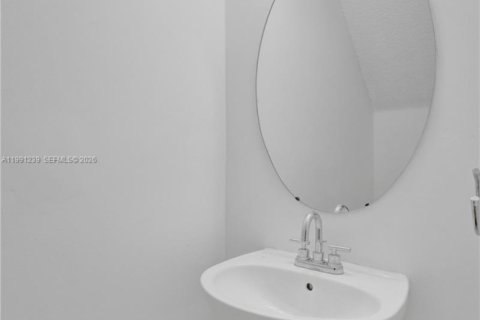 Villa ou maison à vendre à Margate, Floride: 2 chambres № 2052495 - photo 11