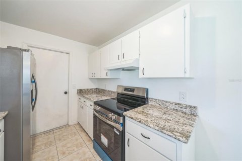 Casa en alquiler en Palm Bay, Florida, 3 dormitorios, 101.45 m2 № 1856415 - foto 18