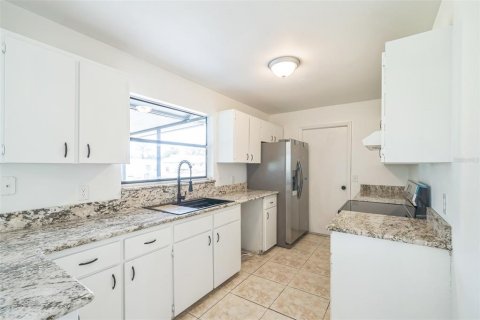 Casa en alquiler en Palm Bay, Florida, 3 dormitorios, 101.45 m2 № 1856415 - foto 16