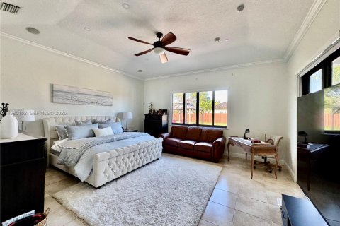 Снять в аренду виллу или дом в Хомстед, Флорида 5 спален, 267.93м2, № 2050871 - фото 30