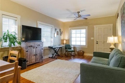 Casa en alquiler en Gainesville, Florida, 2 dormitorios, 73.02 m2 № 1751718 - foto 3