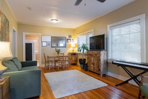 Casa en alquiler en Gainesville, Florida, 2 dormitorios, 73.02 m2 № 1751718 - foto 2