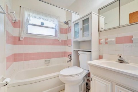 Casa en venta en Orlando, Florida, 3 dormitorios, 142.42 m2 № 2386090 - foto 15