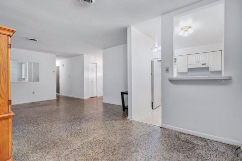 Casa en venta en Orlando, Florida, 3 dormitorios, 142.42 m2 № 2386090 - foto 6