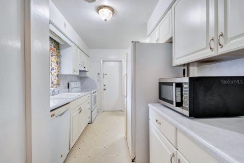 Casa en venta en Orlando, Florida, 3 dormitorios, 142.42 m2 № 2386090 - foto 8