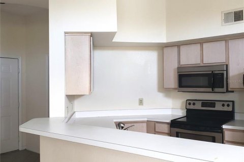 Condo in Orlando, Florida, 1 bedroom  № 2101994 - photo 26