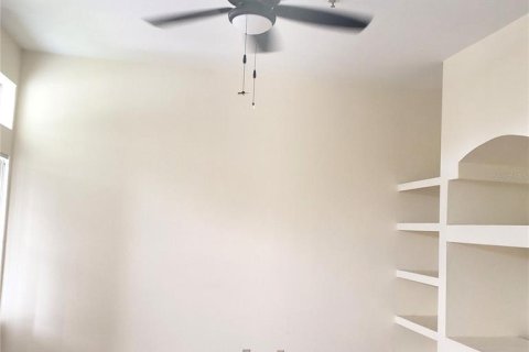 Condo in Orlando, Florida, 1 bedroom  № 2101994 - photo 12