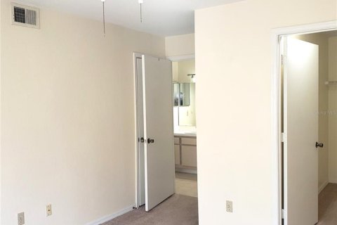 Condo in Orlando, Florida, 1 bedroom  № 2101994 - photo 15