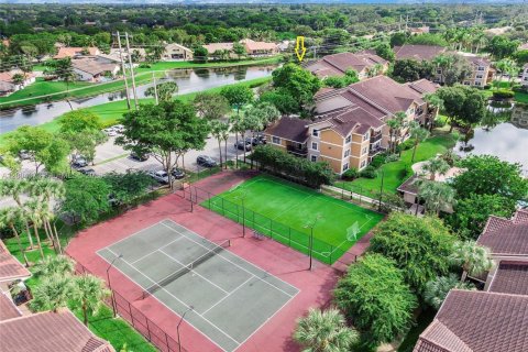 Appartement à louer à Coral Springs, Floride: 3 chambres, 108.32 m2 № 2070361 - photo 22